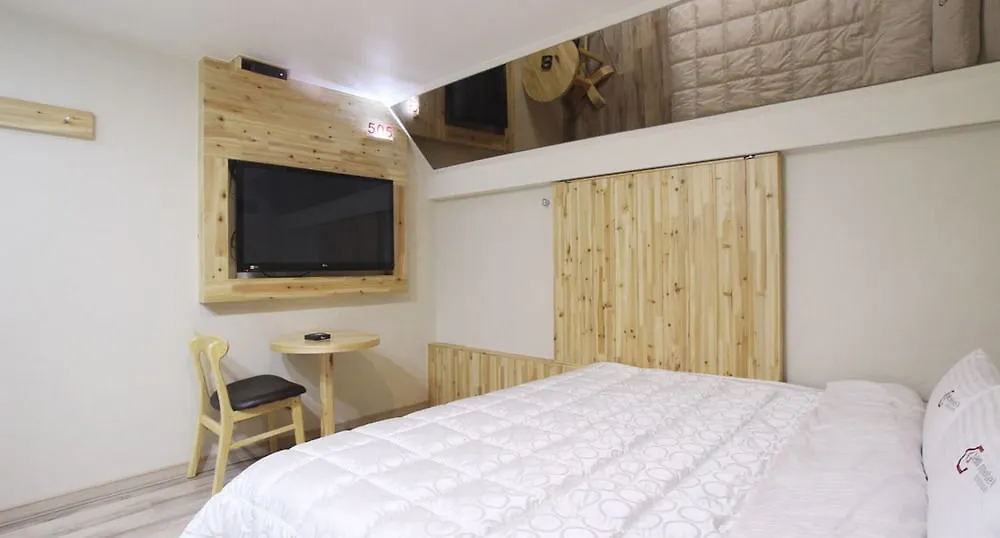 Hotel Gem Dongnae Busan